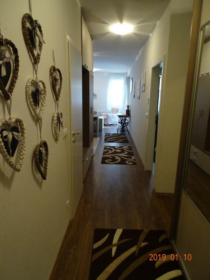 Galeriusbeach Deluxe Apartment Шиофок Экстерьер фото