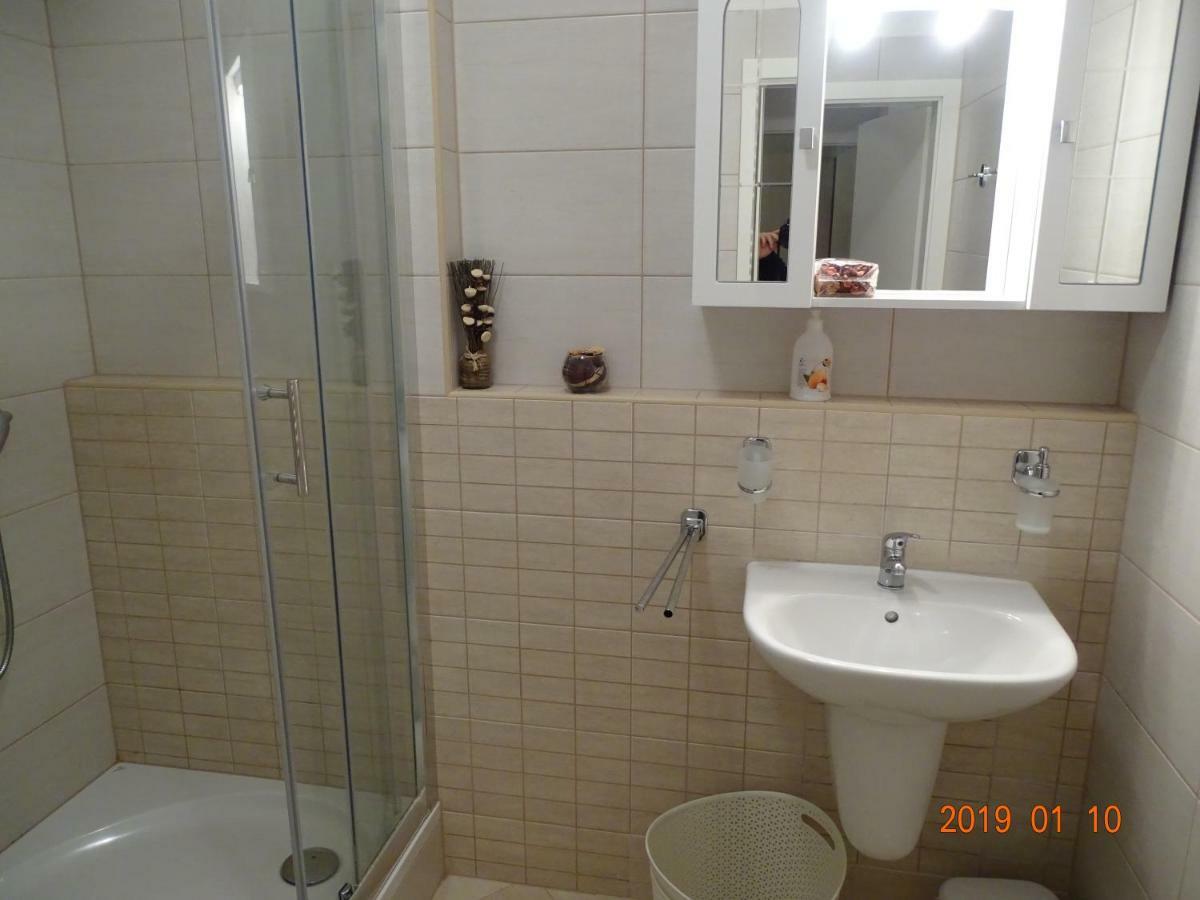 Galeriusbeach Deluxe Apartment Шиофок Экстерьер фото